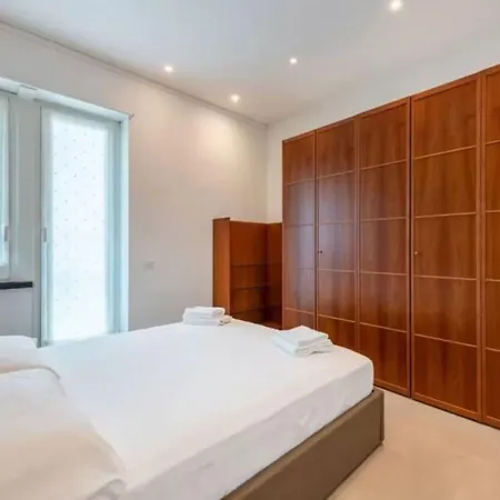 Ampli De 3-habitacions A Appartamento